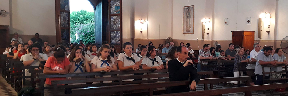 aguilas-en-la-capilla