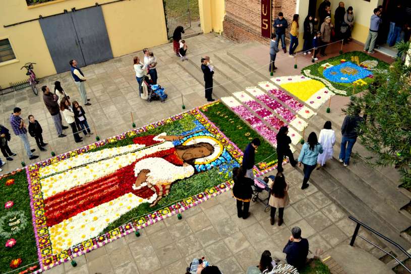 Corpus-Christi-Infiorata-Villa-Elisa-35